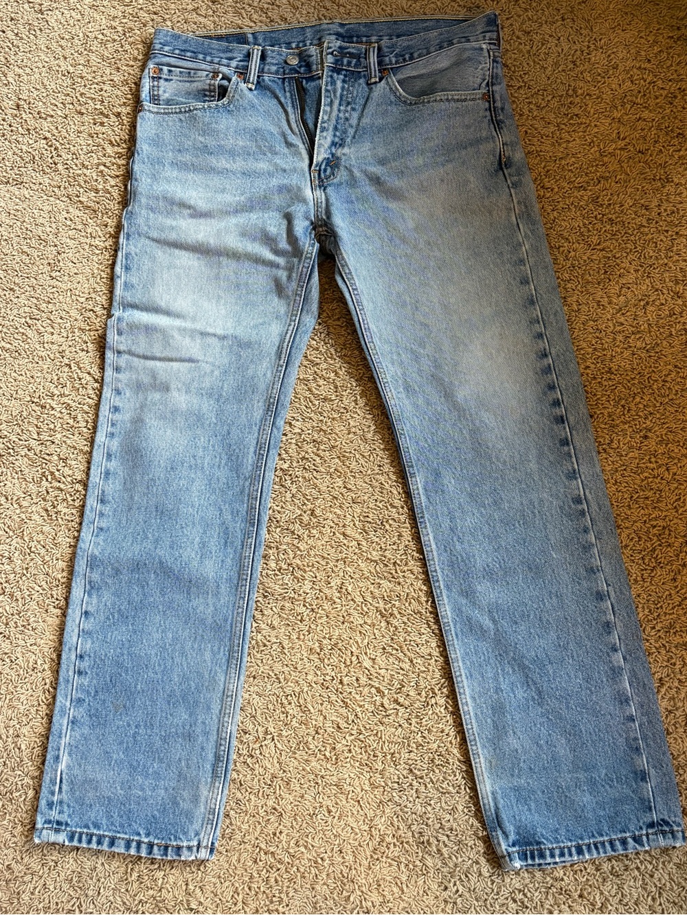 Levi’s 505 Men's Light Blue Denim Jeans - Classic Straight Fit size 33 x 32